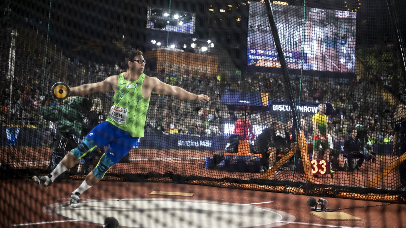 Decathlon - Discus Throw Group B