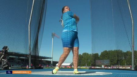 Women's Hammer Throw Qualification - Top 3