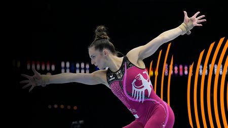 Women’s Apparatus Finals: Vault + Uneven Bars - Highlights